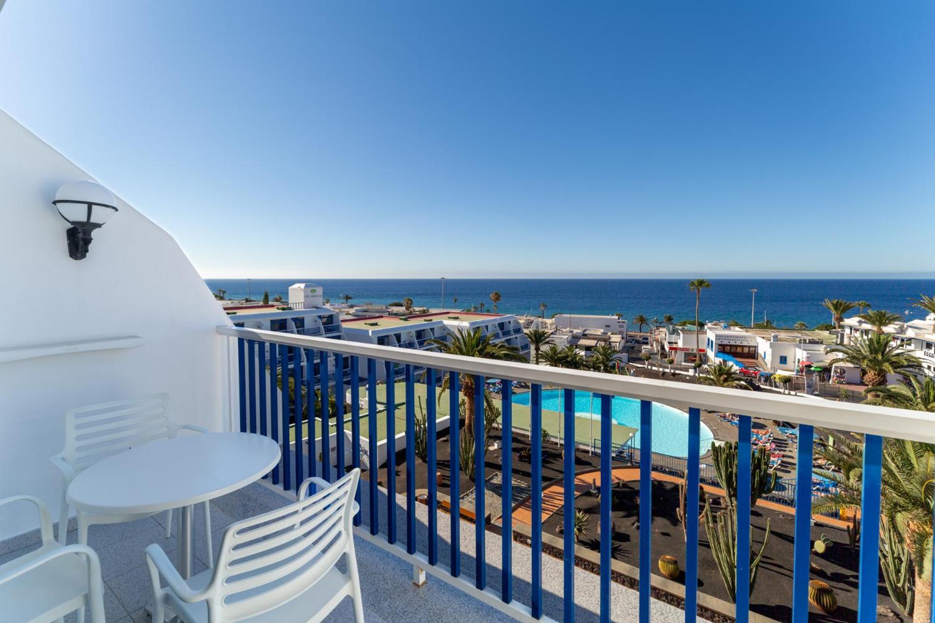 Ereza Apartamentos Los Hibiscos - Adults Only Puerto del Carmen  Exterior photo