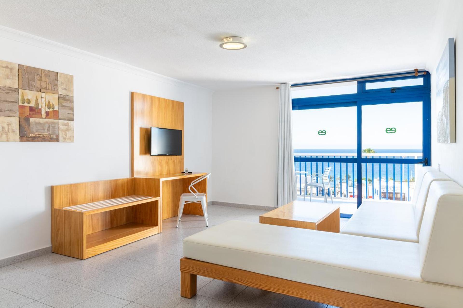Ereza Apartamentos Los Hibiscos - Adults Only Puerto del Carmen  Exterior photo
